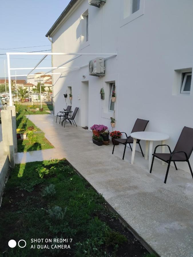 Old Marine House Apartment Tivat Luaran gambar