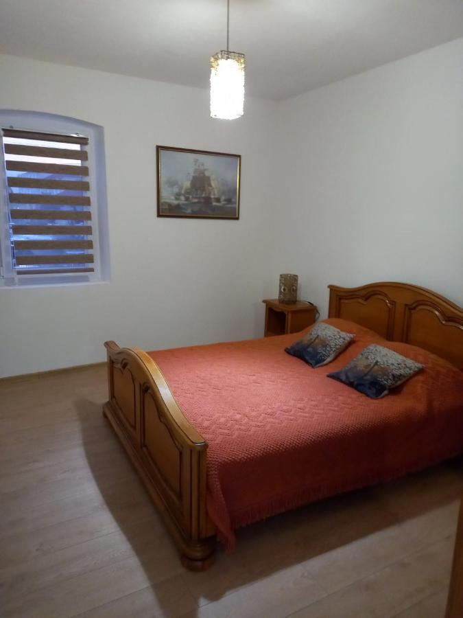 Old Marine House Apartment Tivat Luaran gambar
