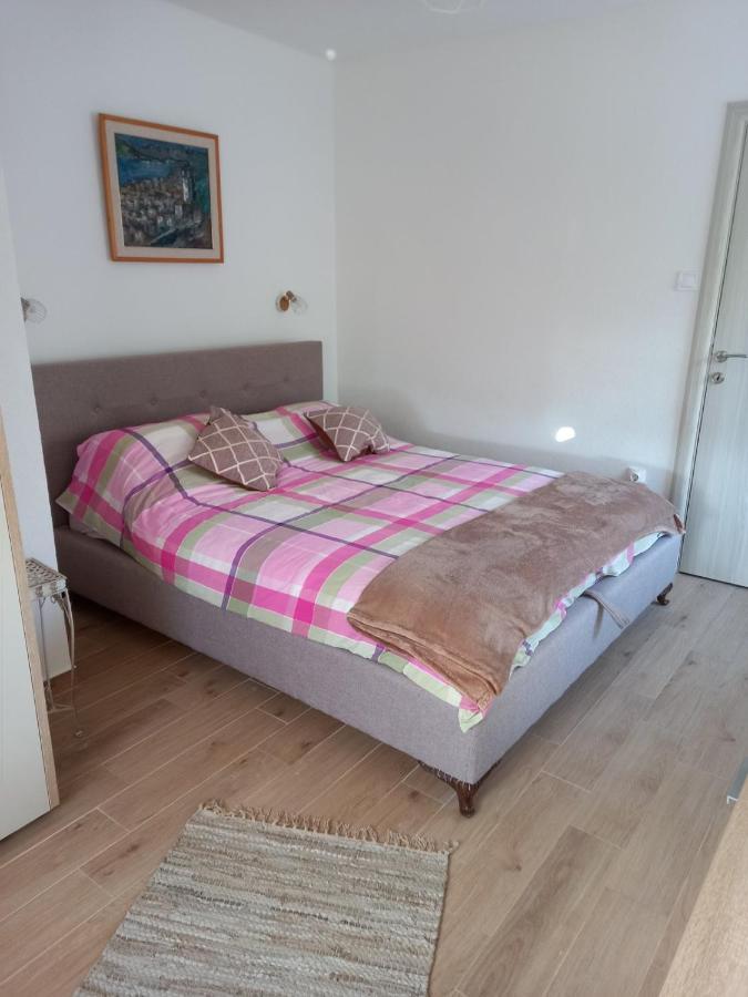 Old Marine House Apartment Tivat Luaran gambar