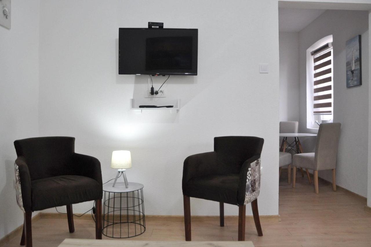 Old Marine House Apartment Tivat Luaran gambar