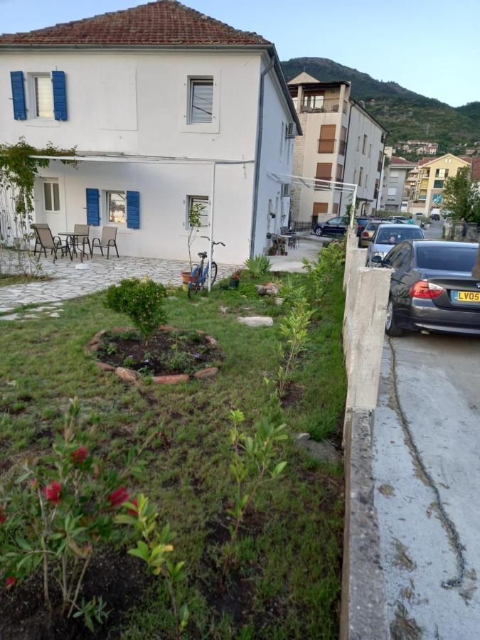 Old Marine House Apartment Tivat Luaran gambar