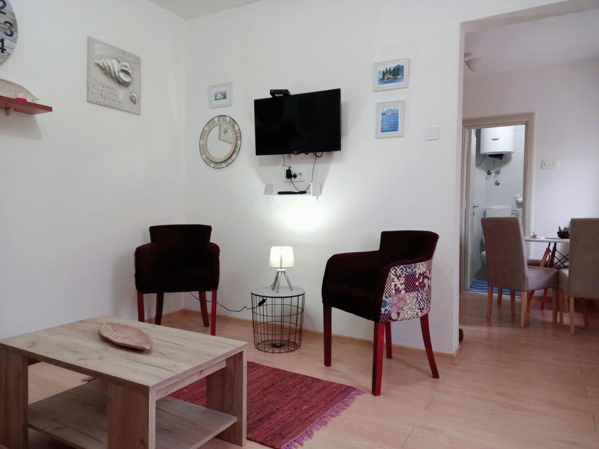 Old Marine House Apartment Tivat Luaran gambar